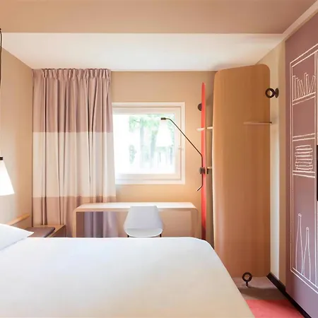 Ibis Gare Du Nord Chateau Landon 10eme 3* Paryż