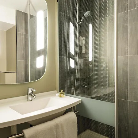 Ibis Gare Du Nord Château Landon 10ème Hotel Parigi