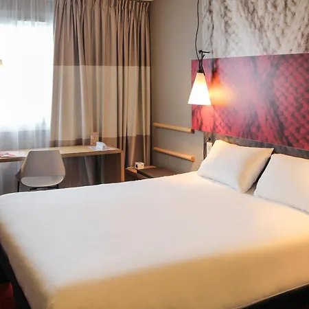 Hotel Ibis Gare Du Nord Chateau Landon 10eme