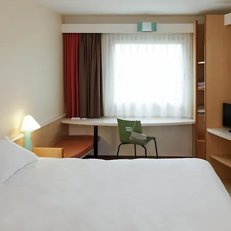 Ibis Gare Du Nord Chateau Landon 10eme 3* París