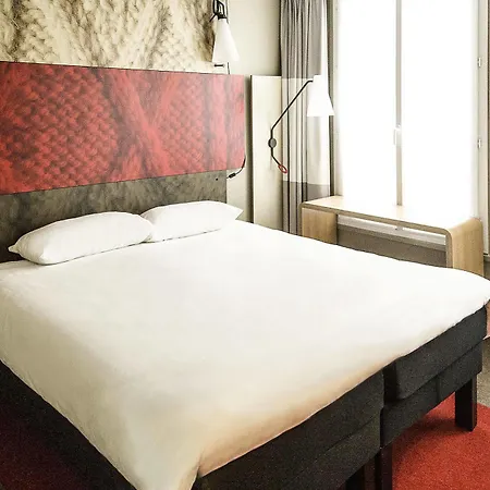 Ibis Gare Du Nord Chateau Landon 10eme 3* París