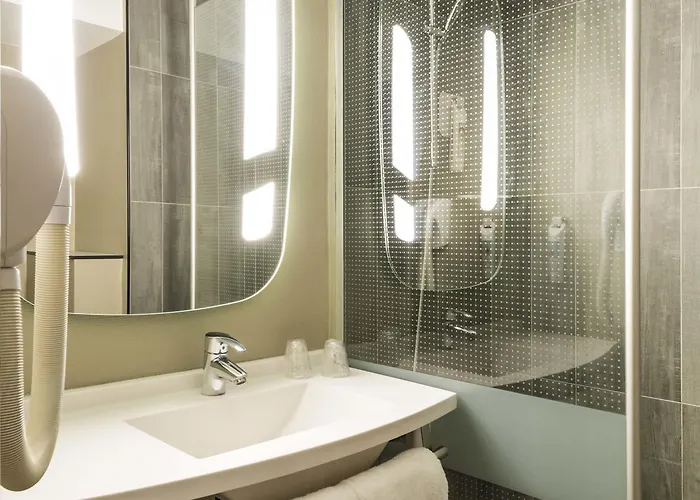 Ibis Gare Du Nord Chateau Landon 10eme 3*